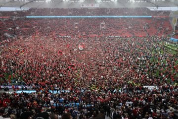 leverkusen, amine adli, bundesliga